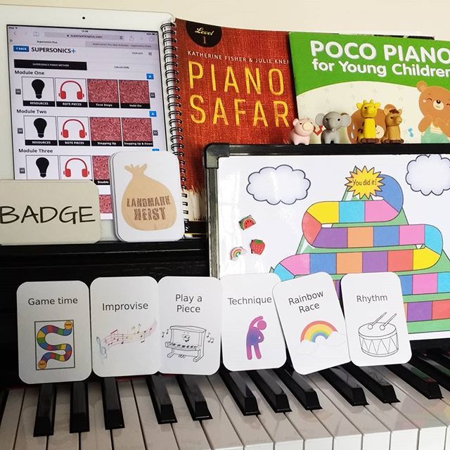 ASimpleMelody's tweet photo. Lesson planning. So many fun things to choose from, it takes ages 😀 #ihavethebestjob #pianoteacher #musicteacher #pianosafari #vibrantmusicteaching https://t.co/s2BXXGdi8s https://t.co/tBwuShyTCg