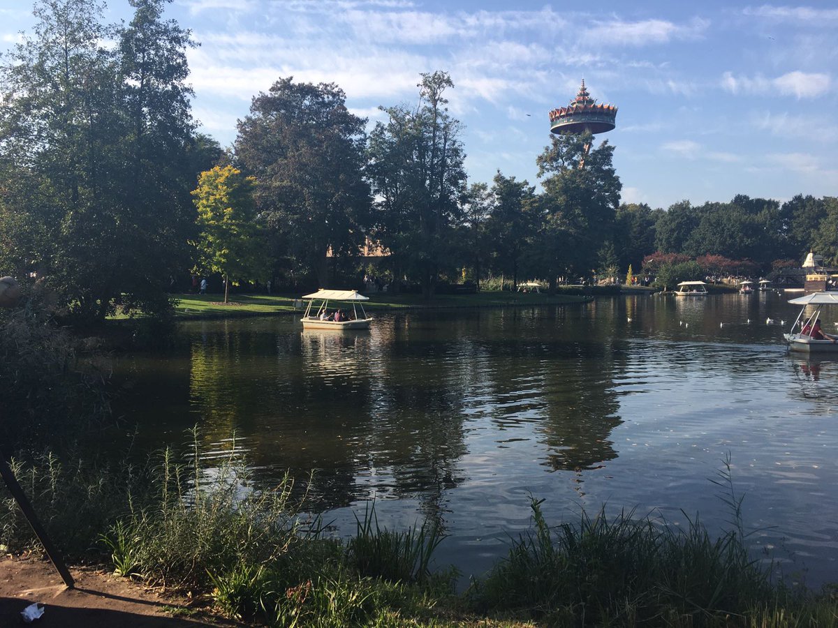 mark__bakker's tweet photo. Weg van de hectiek @Efteling #eftelinglive https://t.co/4gUxxiupDh