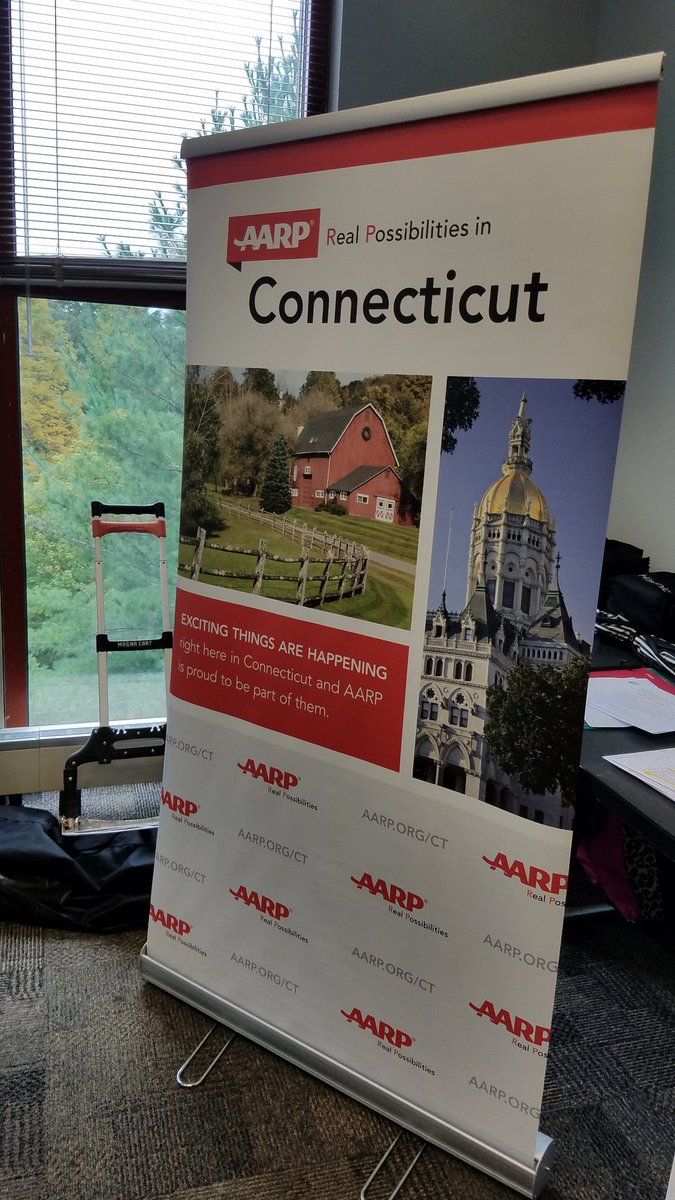 ConnectAndImpro's tweet photo. @AARPCT volunteers gather to learn more about building #inclusive teams. https://t.co/guvo5ODdIm