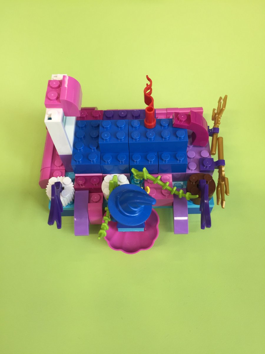BromsgroveLib's tweet photo. Thank you to all who came to our first #LegoInTheLibrary session. The Lego Bake Off was a great success! We enjoyed reading 'The Great Dragon Bake Off' and building our cakes. The chocolate orange éclair won the technical challenge and the Blueberry showstopper was fab! https://t.co/ztTmMPfAYm