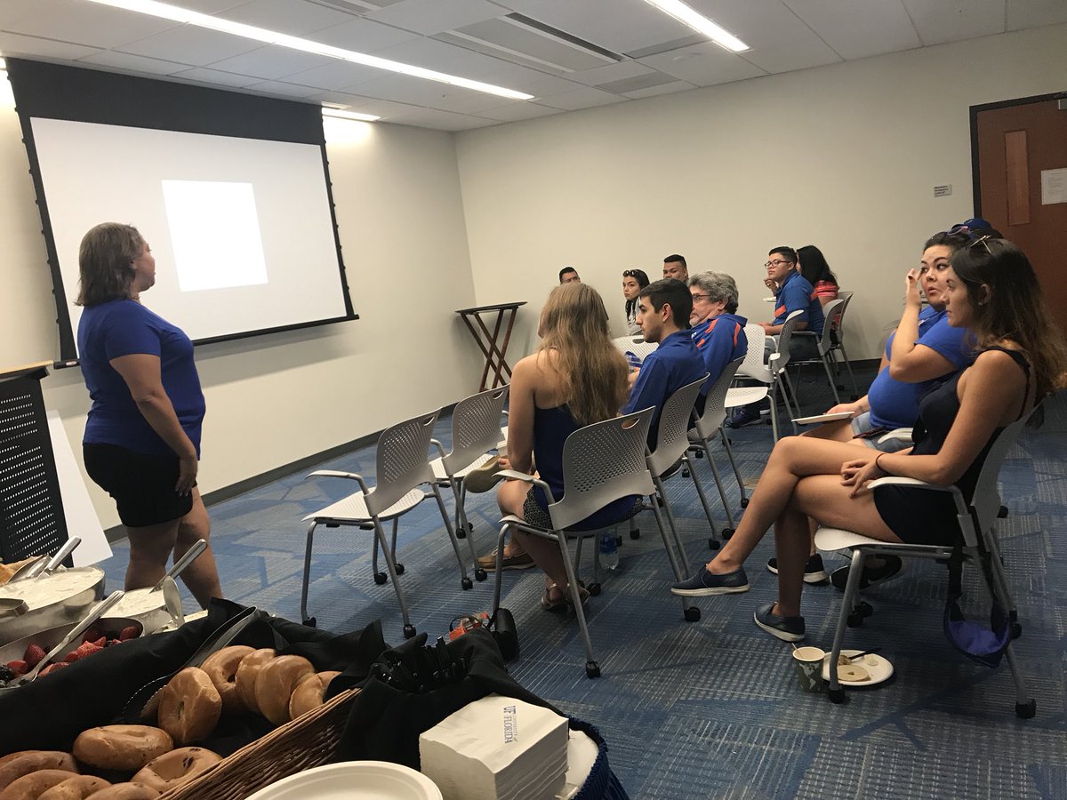 UFCaimanes's tweet photo. Our president, Kimberly López, speaks at this morning’s GGG Encore. #HAW2018 https://t.co/HztmNLIOW4