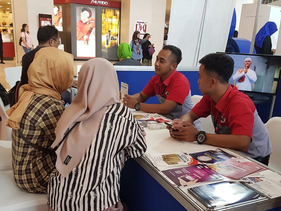 JNE_ID's tweet photo. Besok Minggu tgl 07 Oktober 2018 hari terakhir lhooo.
Jangan sampe ketinggalan update info terbaru dari JNE dan yang belum punya JNE LOYALTY CARD (JLC) @JNE_JLC bisa daftar di booth JNE ya
@jne.solo (IG)
•
#jne
#jnesolo
#connectinghappiness
#garudaindonesiatravelfair
#solo https://t.co/nFCCXSmpzG