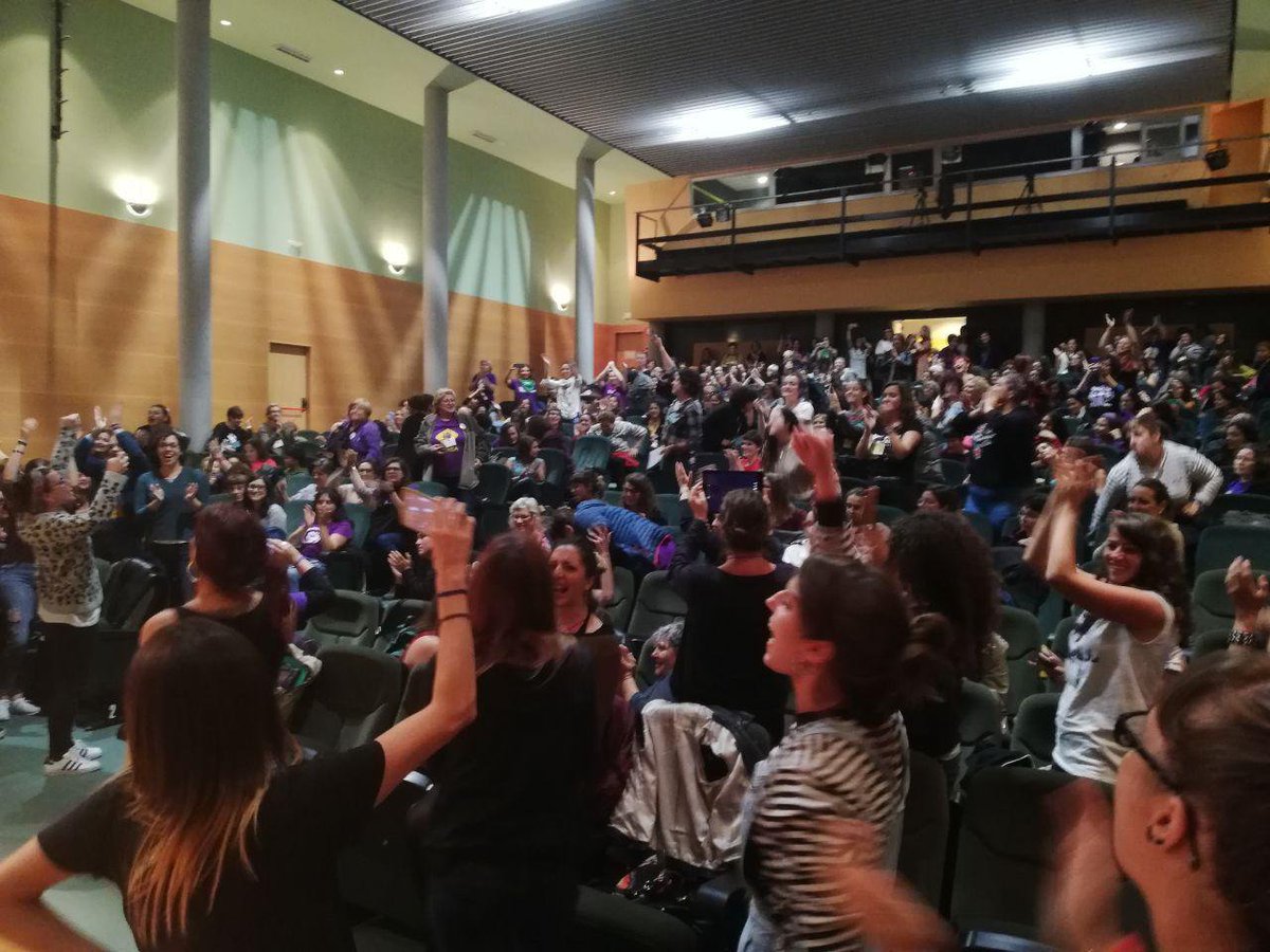 CafeFemAljarafe's tweet photo. Vamos a la huelga feminista para el 8M de 2019! ✊✊✊ Ahora queda el trabajo colectivo de organizarla para hacerla aún más potente que el año que pasado. 
#EncuentroEstatal8M
#FeministasReunidas
#XixonAquelarre https://t.co/jGLJtZkKMX