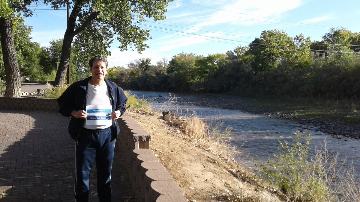 gecrouse26's tweet photo. Fit Anthem 5k along the Animas River Trail in Farmington, New Mexico.
#FitAnthem5K #fitness #HealthyLiving #river #animas #animasrivertrail #NewMexico #newmexicotrue #fortheloveofrunning https://t.co/XDZkq7jIG2