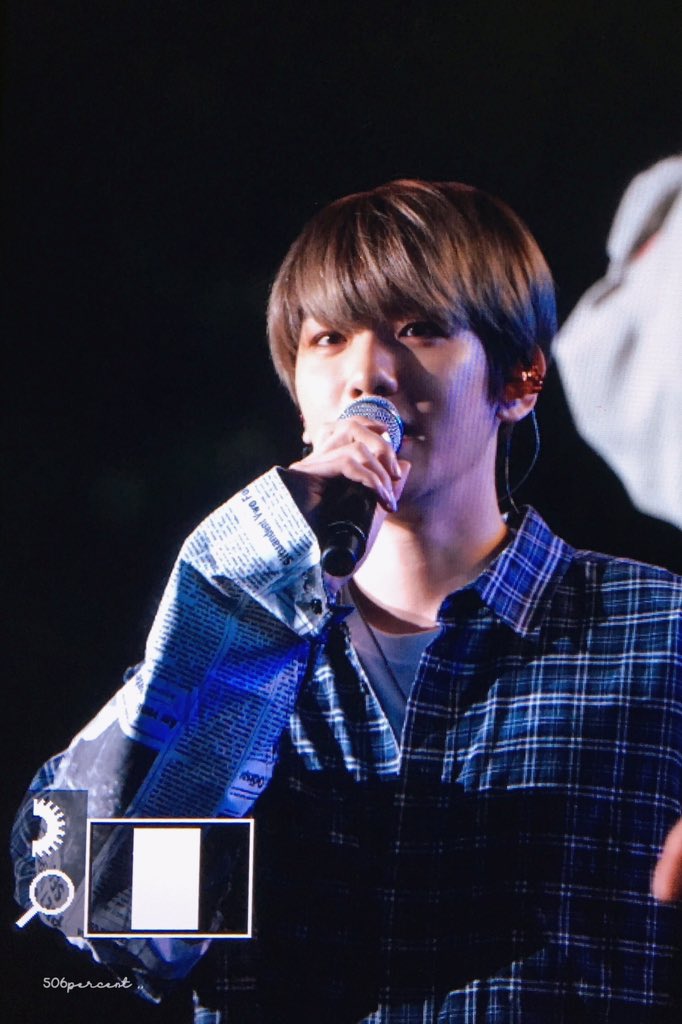 506percent_'s tweet photo. 181006 강남페스티벌 
>33333 #백현 #BAEKHYUN https://t.co/lLCxmUMHXy