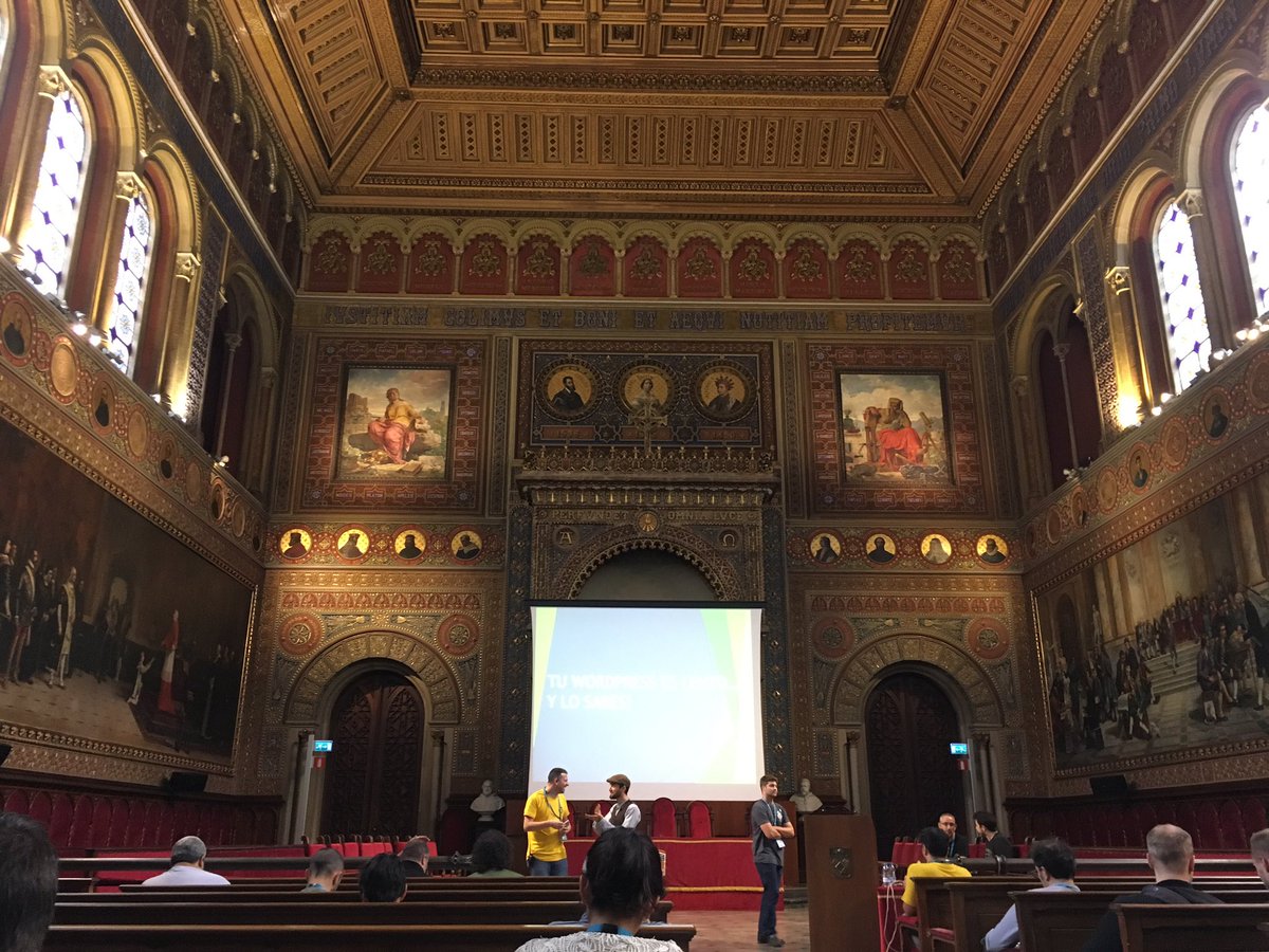 codehead's tweet image. Gotta say this year’s venue for #BCN #WordCamp is really, really cool... “libertas perfundet omnia luce” #UB