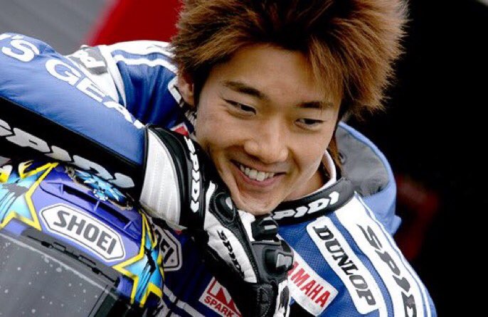 yamaha_bike's tweet photo. 今日はノリックの命日。

ロッシも憧れた、天才レーサー阿部典史をおぼえていますか？

#ノリック
#阿部典史
#NorickAbe
#RIP
#ろっしふみがんばって
https://t.co/uP12RgHobl https://t.co/FDU8zDq9Fg