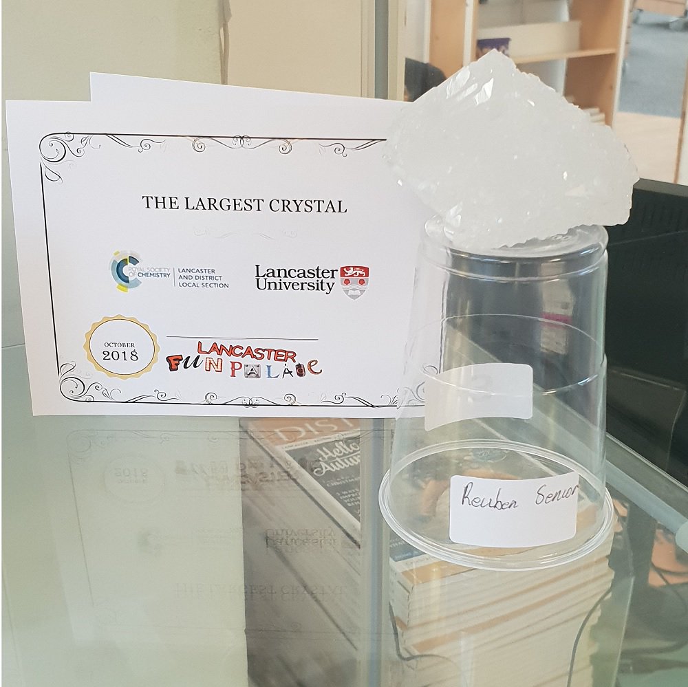 LancsLibraries's tweet photo. #FunPalaces Crystal Growing contest #GarstangLibrary #HaltonLibrary #LancasterLibrary @LancUniChem @RoySocChem AND the winners for biggest and best shaped crystals are... https://t.co/O35metjAW6