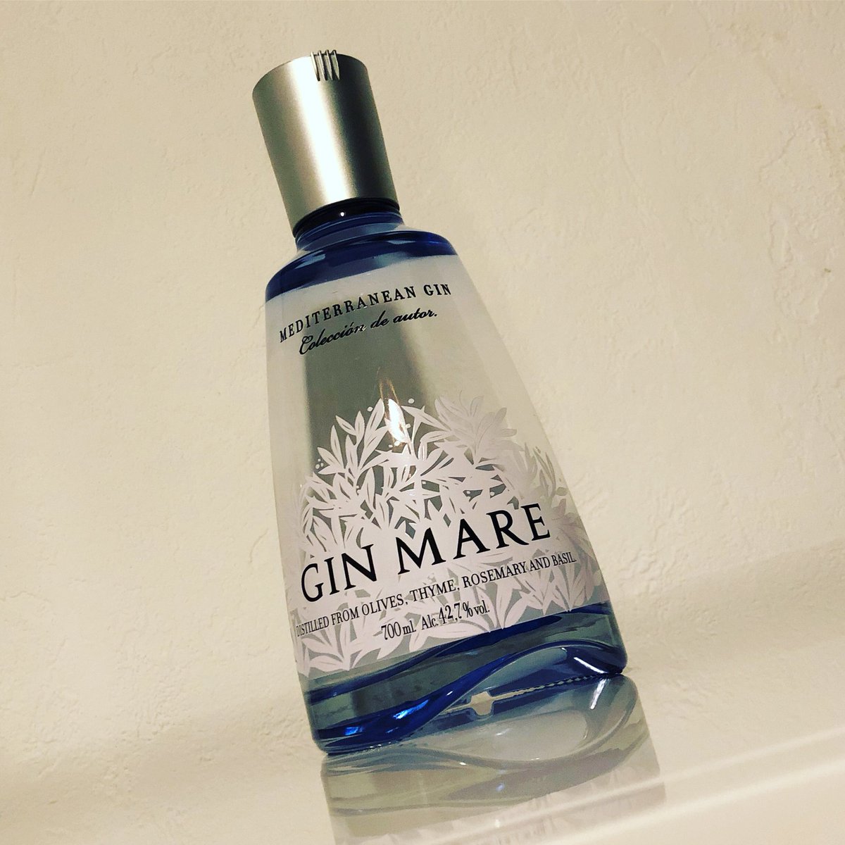 _ginterest's tweet photo. What a gin! Can’t believe it’s taken me this long to try it... @GinMare #gin https://t.co/usHXmbgdGE