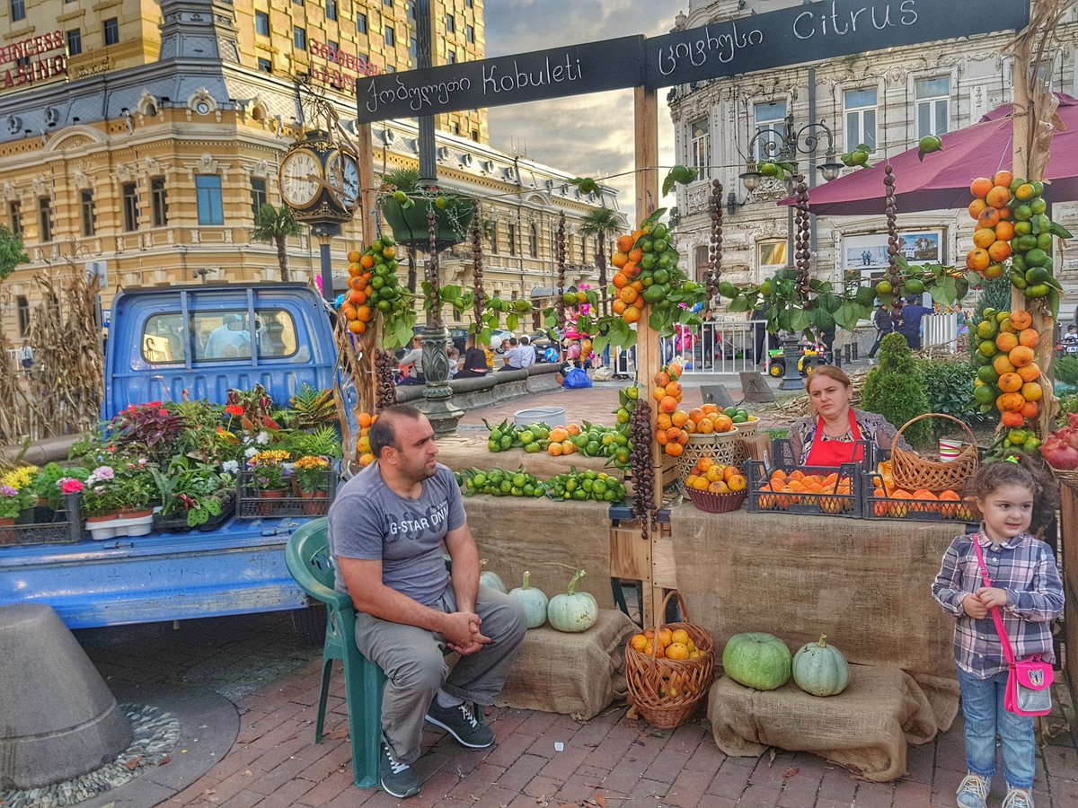 BatumiCC's tweet photo. Festival "Gandagana" 
6-7 October
#Autumnfestival #Batumi https://t.co/UNTahtSIeo
