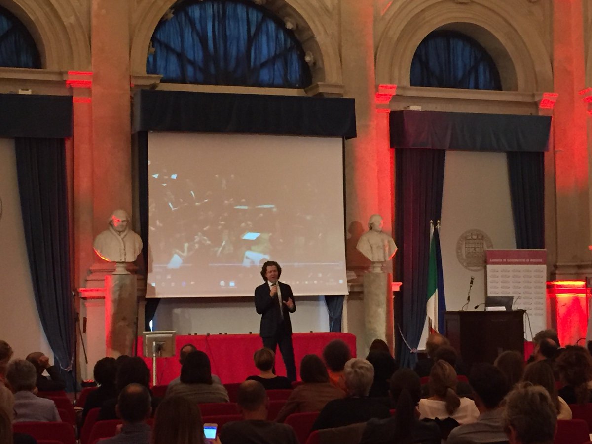 Il Maestro Alfredo Sorichetti che racconta il legame tra l’energia delle emozioni e l’espressione del talento attraverso l’esperienza della musica.. #forumaicp2018