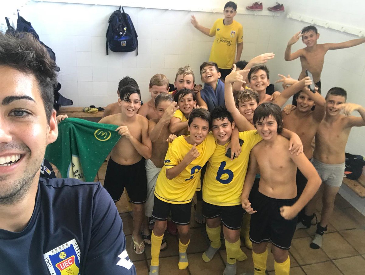 uecastelldefels's tweet photo. #FutbolBaseUEC | ⚽️🔶
✅ INFANTIL E - @MarianaoPoblet: 7-0 (Hugo Llopis 3, Álvaro Luque 3, Luis)
🔻 #2div47 #SomHiGrocs https://t.co/JGEZtuNdMy