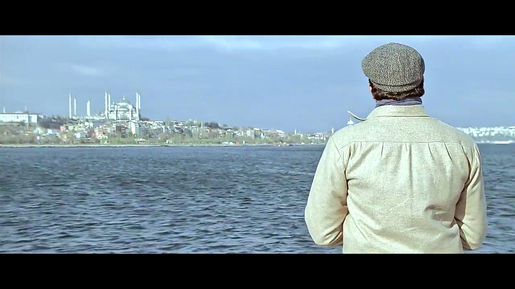 rohan_bhave's tweet photo. Watching #Guru @juniorbachchan Its still so fresh... Guru bhai.. Now waiting for the. Dialogue.. Yahi hota hai buisness.. 😎 #ABCrew Wht a perfomance wow man... U was so amazing AB.. 💪👏👏 https://t.co/sSoE7c0lys