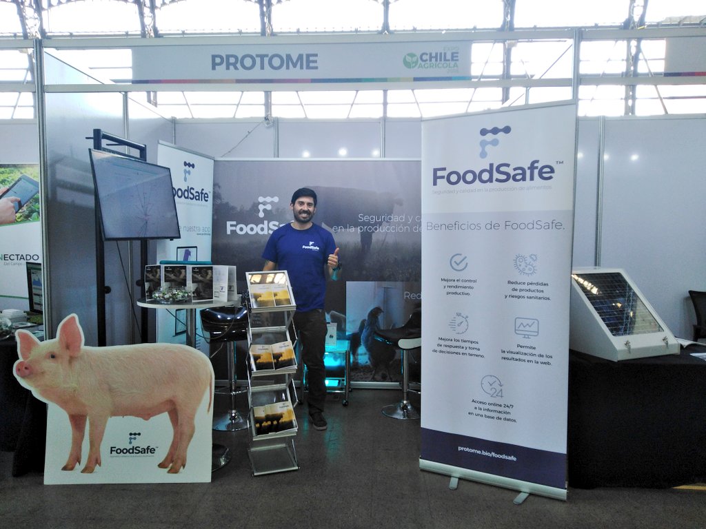FIA_Chile's tweet image. Seguimos en #ExpoChileAgrícola dando a conocer el apoyo que ofrece @FIA_Chile a todos los productores. También puedes aprovechar y conocer algunas iniciativas de éxito que hemos apoyado como @ProtomeBio @CaptaHydro #Neltume @acabreirav Los esperamos!!!