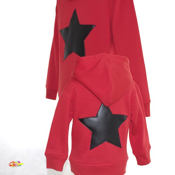 crazy__moda's tweet photo. Sudadera "Connor" ⭐️ con cremallera frontal igual madre e hija, también para padre e hijo. #kidcrazyshop #momlife #mom #fashion #fashionkids #minime #fashionkids #kidsfashion #kidcrazy #modainfantil #mamayyo #twinning #moda https://t.co/r6vpkALKEO