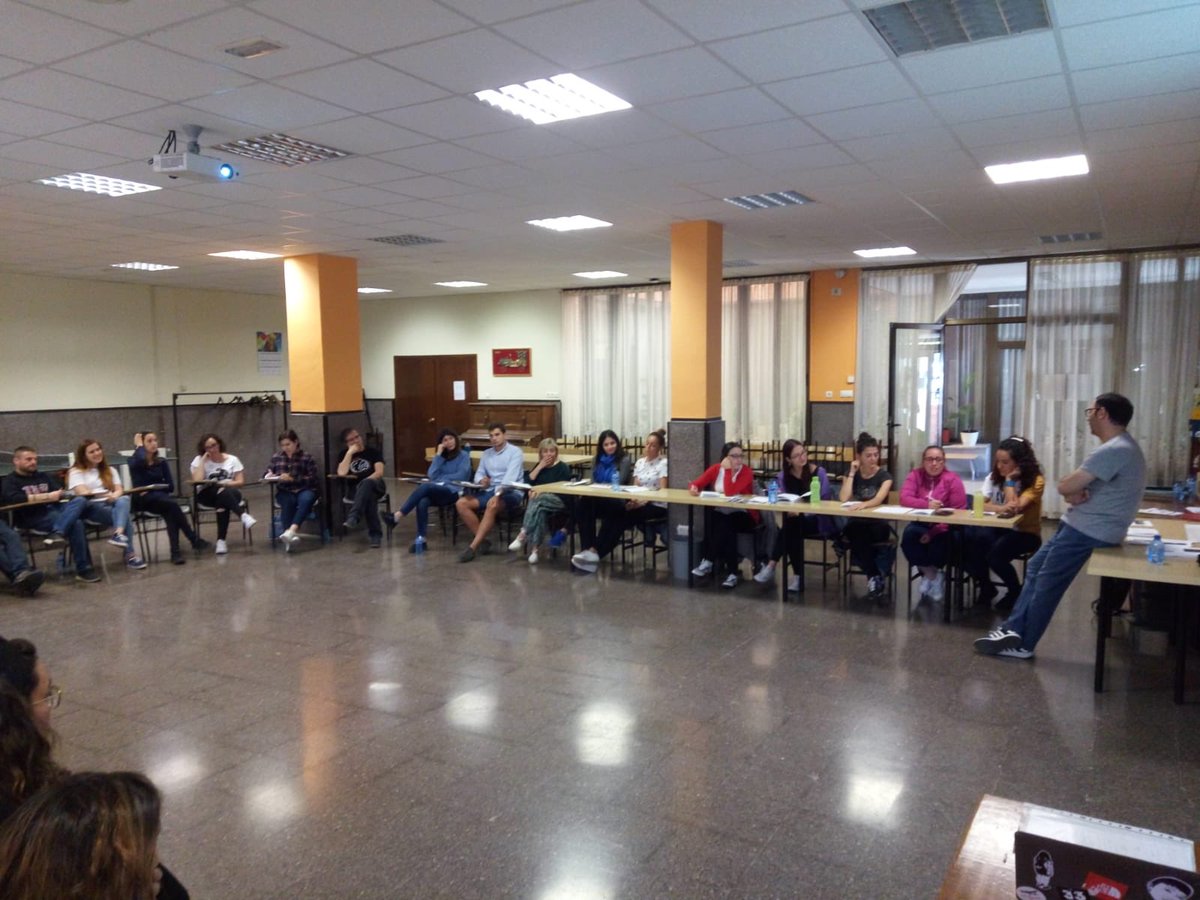 pinardi_oficial's tweet photo. Jornadas de formación inicial con los compañeros de @FundacionJuanS https://t.co/ROVw3WqnY1
