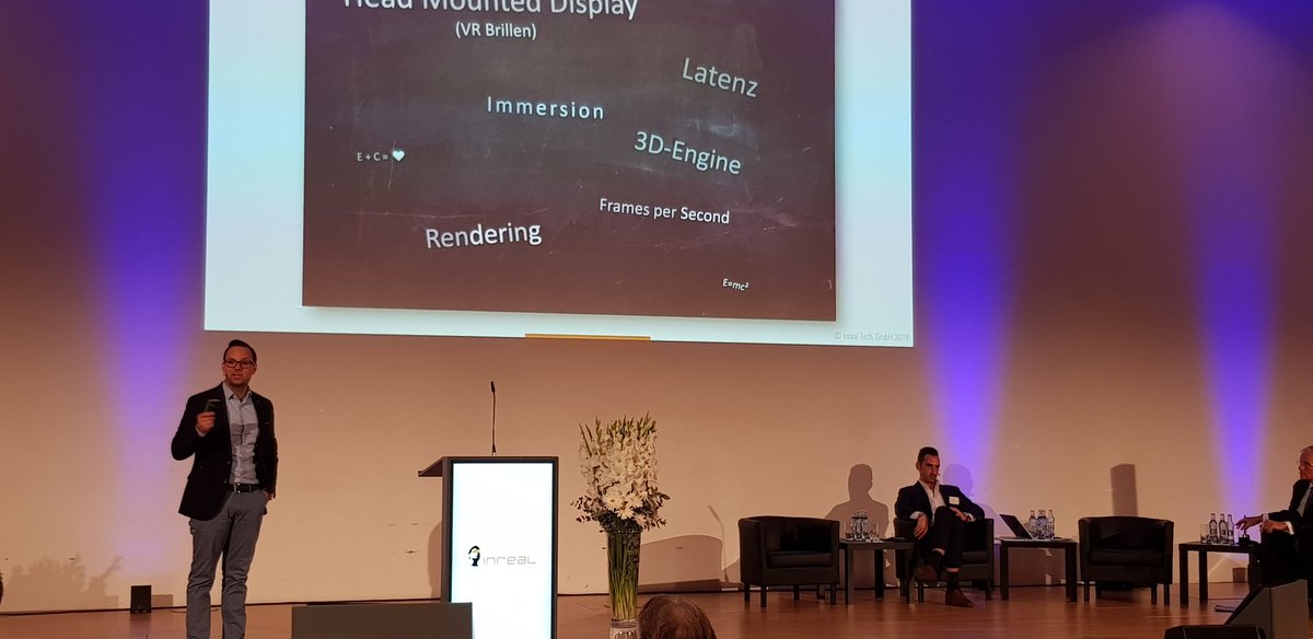 Enrico Kürtös CEO unseres Portfoliounternehmens <a href="/Inreal_DE/">Inreal Tech. GmbH</a> über die Technik von #VirtualReality und die Anwendung im #RealEstate Bereich bei dem <a href="/IREBS_Akademie/">IREBS Immobilienakademie</a> #Immobilien Symposium. #RealEstateTech #PropTech