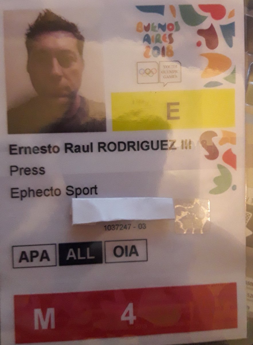 EPHECTO's tweet photo. Pasaron las 72hs pedidas por burócrata a cargo de las Comunicaciones de @BuenosAires2018 para que hicieran el upgrade de mi acreditación de prensa y no hay novedades. La organización me impide entrar a lugares a los que los otros colegas pueden. Discriminación o incompetencia? https://t.co/i21OdDTuIV