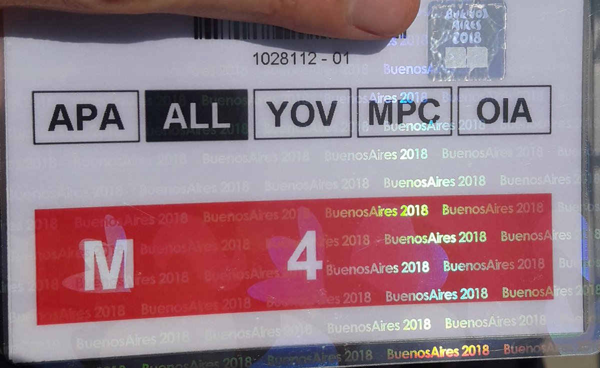 EPHECTO's tweet photo. Pasaron las 72hs pedidas por burócrata a cargo de las Comunicaciones de @BuenosAires2018 para que hicieran el upgrade de mi acreditación de prensa y no hay novedades. La organización me impide entrar a lugares a los que los otros colegas pueden. Discriminación o incompetencia? https://t.co/i21OdDTuIV
