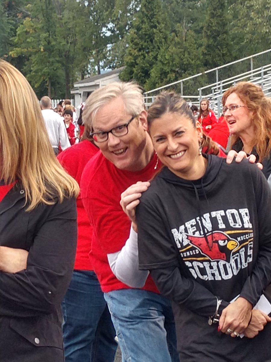 Jyerse's tweet photo. Mentor Teacher Recognition Night 🤗
Thank you Ryan Jacoby for recognizing me! I am so proud of your accomplishments!
Enjoy your journey 😊 https://t.co/SMyeU19AV2
