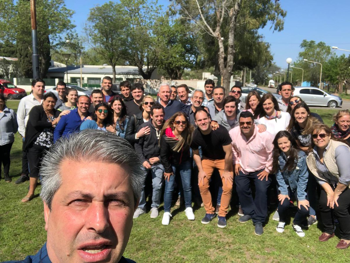 gisecerminara's tweet photo. Hoy #timbreo en Barrio Otero siempre cerca de nuestros Vecinos . #Pergamino #NoAflojamos #CambiandoJuntos https://t.co/jZ1oG1XZap