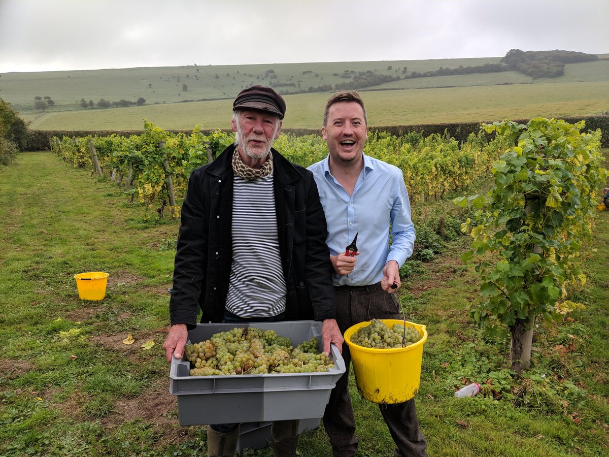 drjohnhawkins's tweet photo. Helped with the first day of harvest at #BreakyBottom today. https://t.co/ET7CRb68Gu