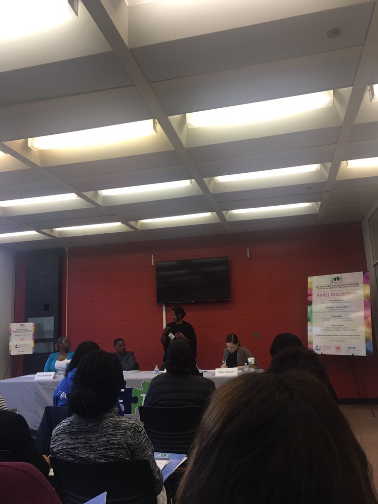 SCY_Chicago's tweet photo. Weโre happy to be accompanying our friends at @LurieHCN to the @ACT_Chicago 2018 Early Childhood Symposium. Started the morning with a fabulous and informal panel discussion. #SCYChicago #AustinComingTogether https://t.co/YQUqQWMbvs