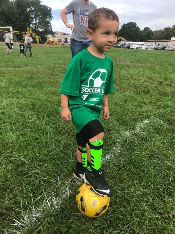 Sarcandrew's tweet photo. #CBAATHLETE Carter @ Soccer https://t.co/1eNPwVwEwD