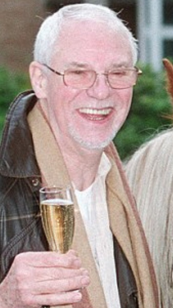 East_Cheam_Lad's tweet image. So sad to hear that Ray Galton OBE has passed away. Ray and Alan Simpson met Hancock in 1951 and began a partnership that saw them write many of his sketches, every radio and TV episode of Hancock's Half Hour, and The Rebel. Heartfelt condolences to his family @India_Rose_