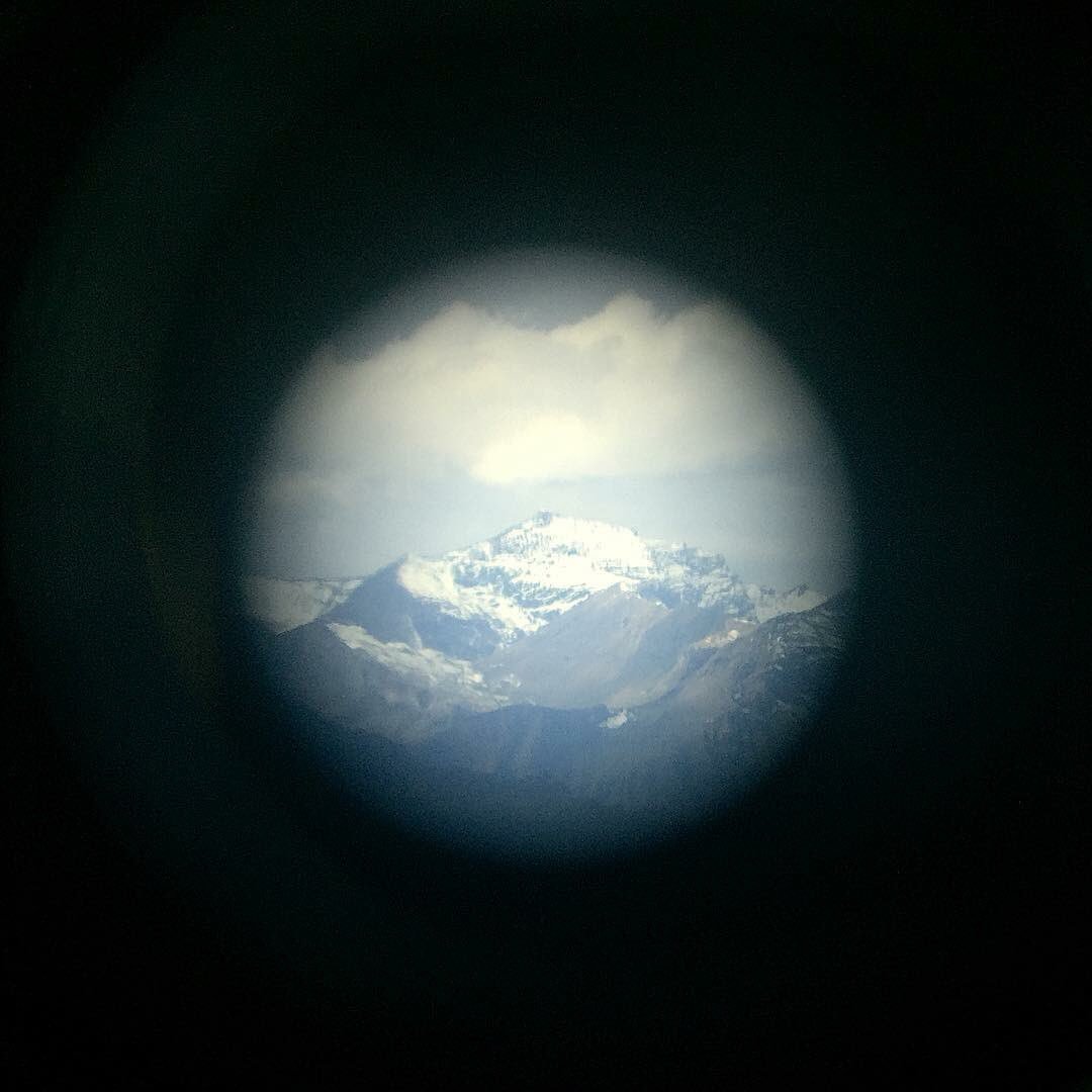 ComposMental's tweet photo. A mountain through binoculars...or a planet?
@SchilthornPiz @BMH_Hasliberg #pizgloria #schilthorn #moonscape #lookslikethemoon #hasliberg #throughbinoculars #notthemoon #notaplanet #lookslikeaplanet https://t.co/M27XD6YaCW