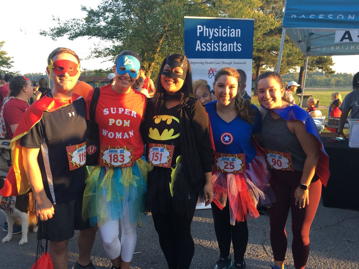TODAY Heroes Against Hunger - Physician Assistant 5k WAS AWESOME supporting @arfoodbank !!!! We had a great time!!!!