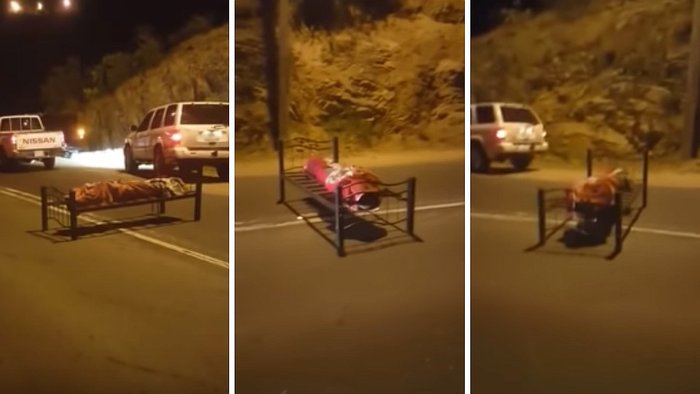 diarioojo's tweet image. Dejan cadáver puesto en una cama en plena carretera (VIDEO) ojo.pe/locomundo/deja…