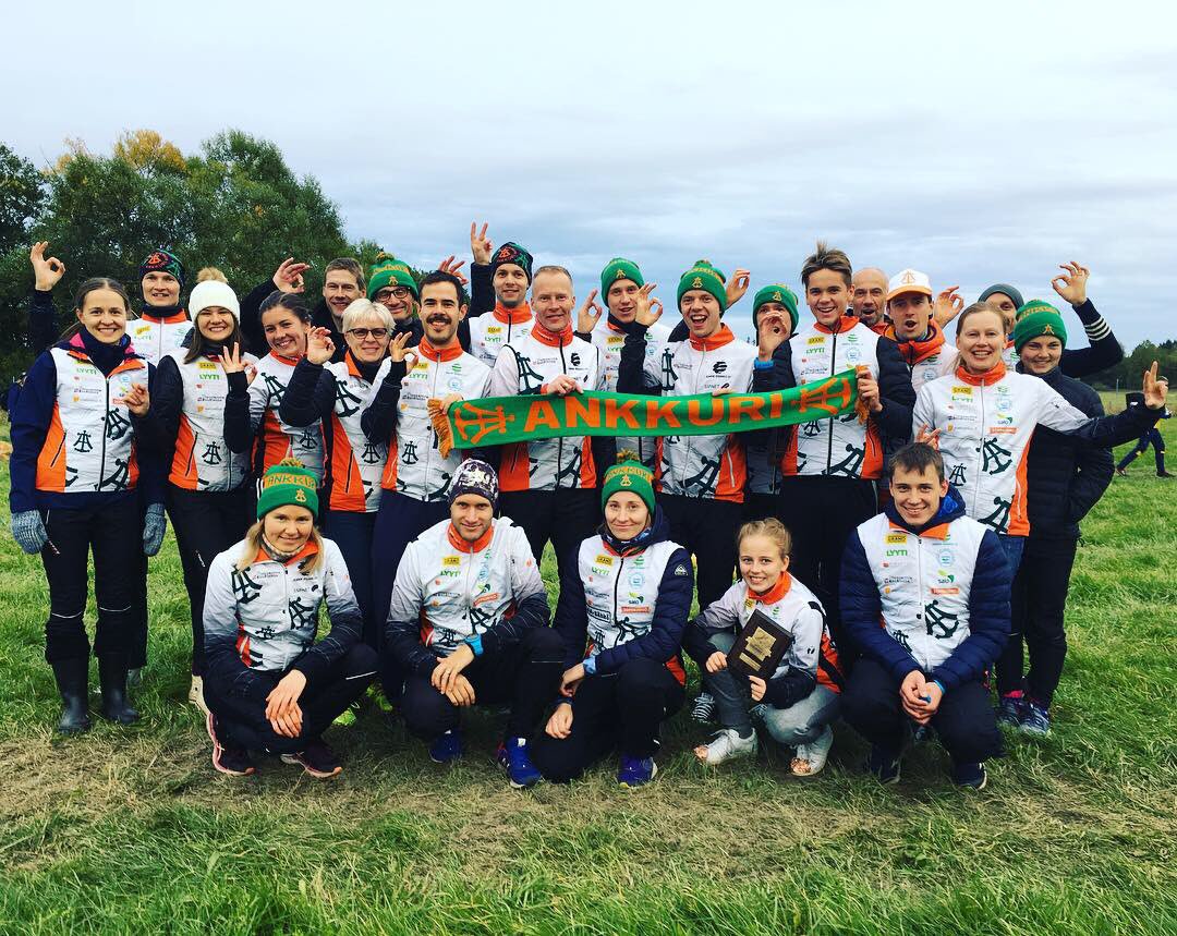 AngAnkkuri's tweet photo. Hieno #25manna ja hyvältä maistuva 16. sija hyvällä joukkuesuorituksella. Hieno jengi! #AnkkuriYlös #suunnistus #Salo #Trimtex https://t.co/GzFCss2ZKE
