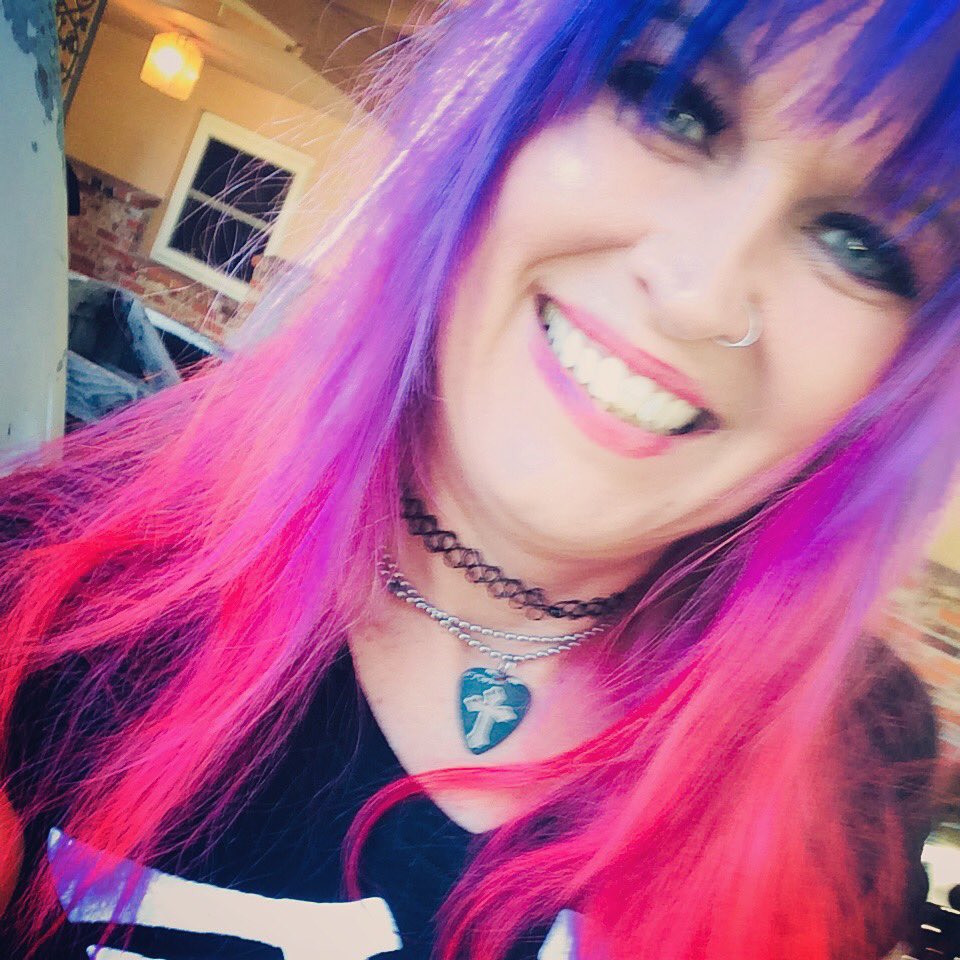 thedoodband's tweet photo. West End Trading Company in Sanford tonight! Come get your metal on!
#jonzeydood #thedoodband #doodlife #westendtradingcompany https://t.co/lch06fYodQ
