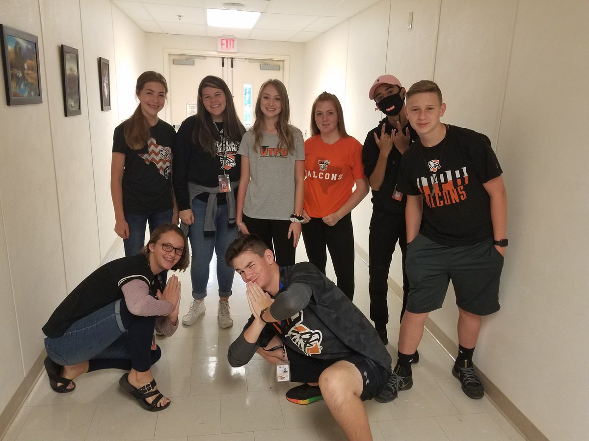 KnightSkyTeach's tweet photo. Falcon FriYAY baby! #FalconUp #UTPB #STEMlife https://t.co/NOc2fSn7wD