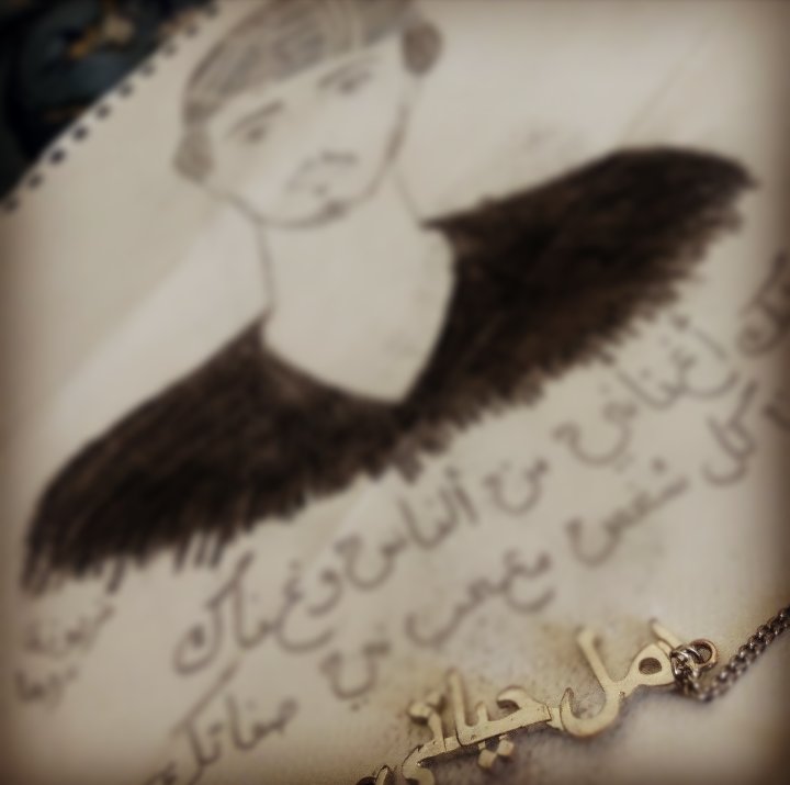 💫💫

 تدري وش اللي جدد الجرح ياهيه
خبلن تعطر مثل - عطرك و جااني 

             💔♩❋ ء