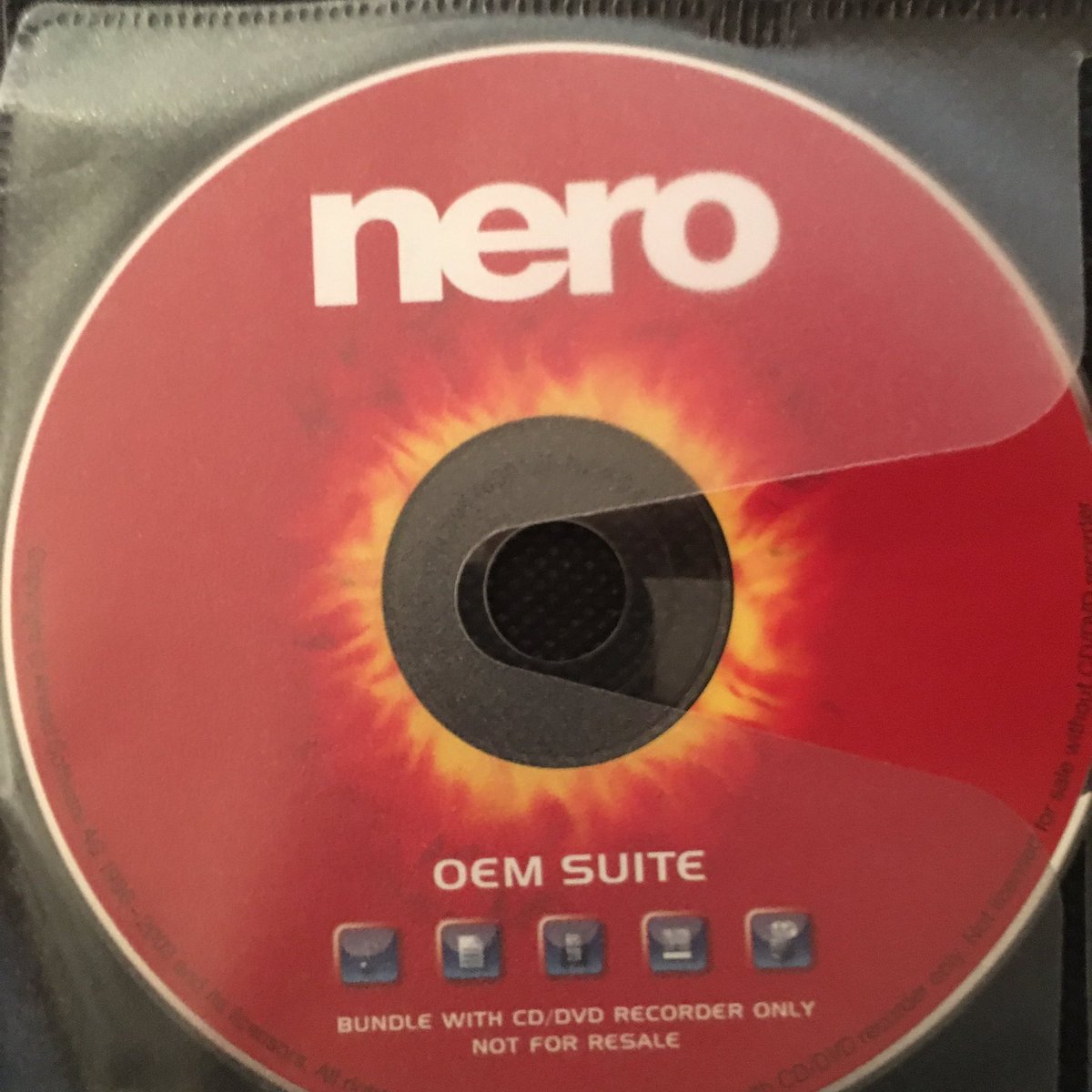 mikael8313's tweet image. During my move apartment I found several old CD-ROM Do you remember this? #oldcompute #oldsoftware #nostagia