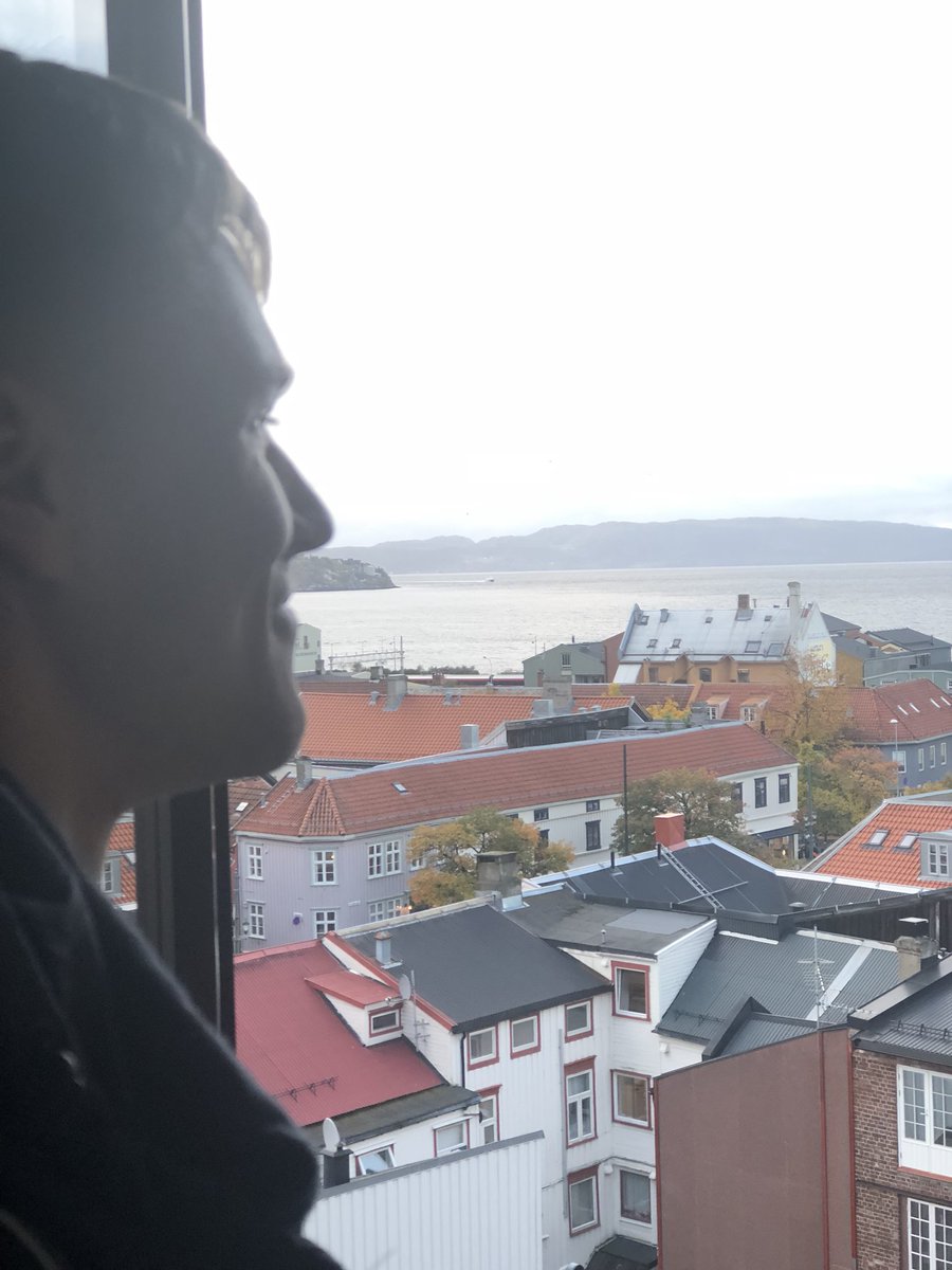 AirSAS93's tweet image. Her nyt @marcuswynn utsikten fra hotellrommet mens han mimre tilbake til dagens seier. #STORMNATION💙🏀