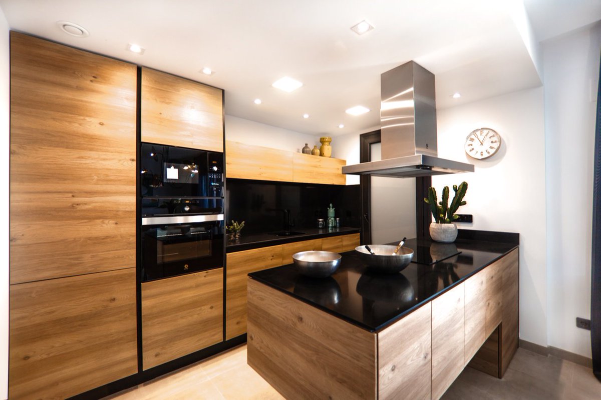 cabsandgranite's tweet photo. What are your thoughts on this Mediterranean kitchen look? 
.
.
.
#kitchenstyle #standout #cabinets #mediterranean #modernlook #stlouis https://t.co/LEuSRtb8u9