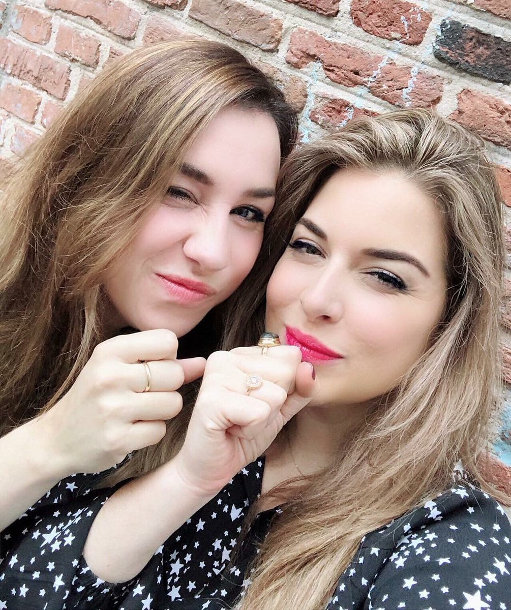 Samenwerking met de liefste diva @MeikeMusic85 Iets met zang, mindset en lef! Wordt vervolgd 🤩