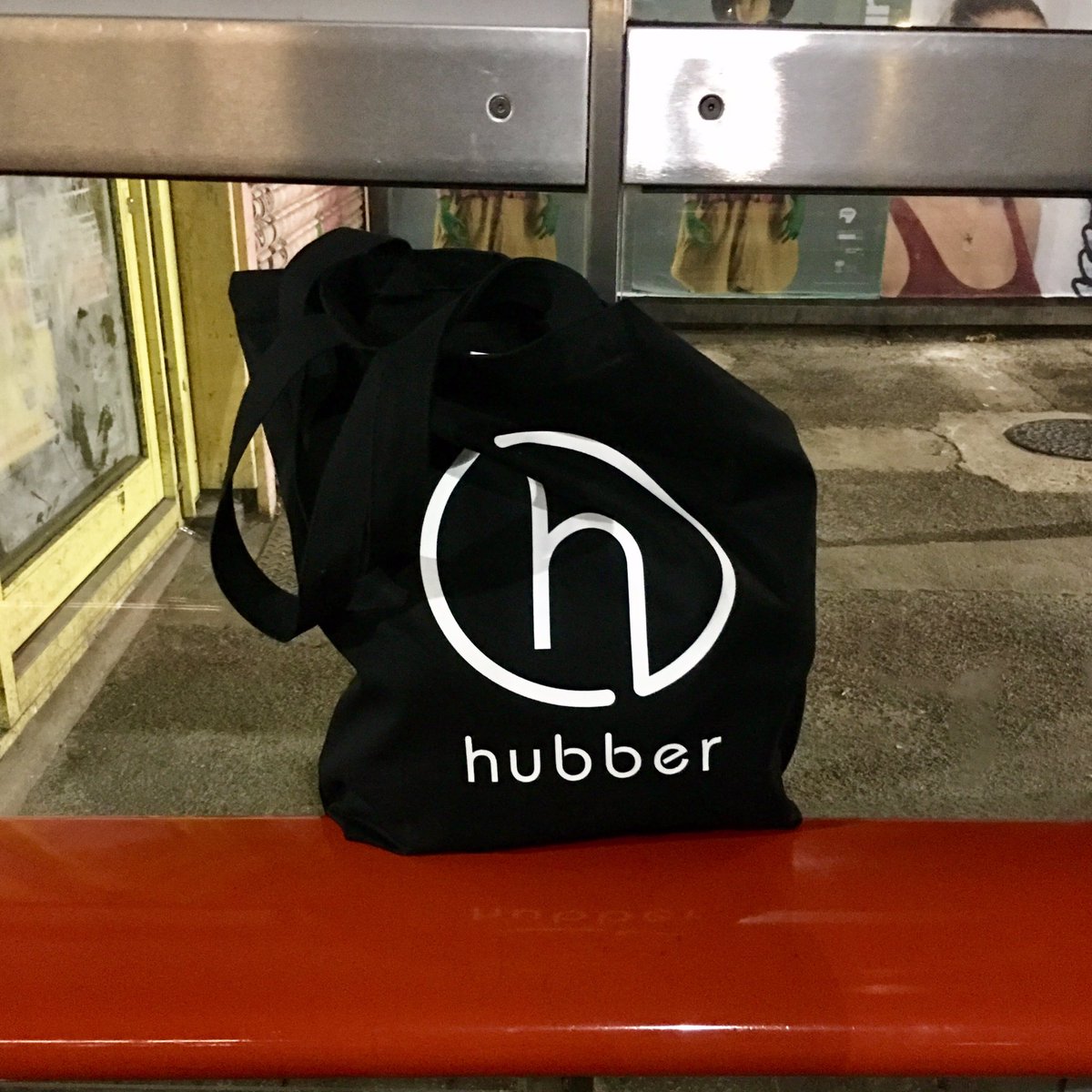 New hubber bag on its first outing! #hair #chairrent #booth #hairdressing #salon #creativitythroughcommunity #salon2018