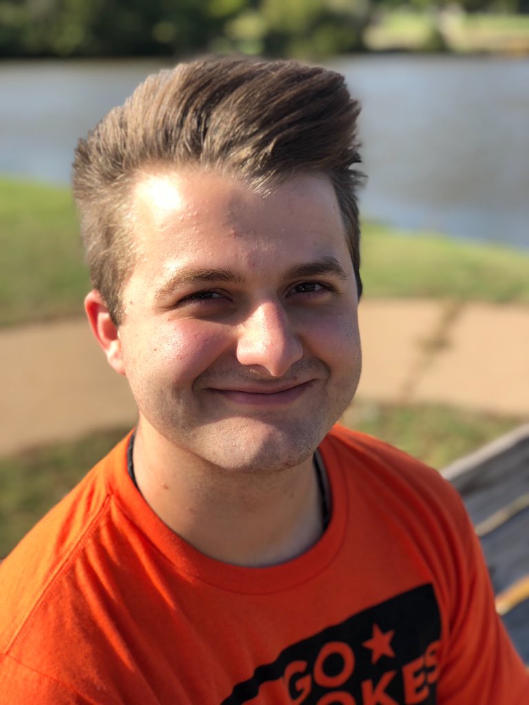 olivialepino_'s tweet image. go pokes :-)