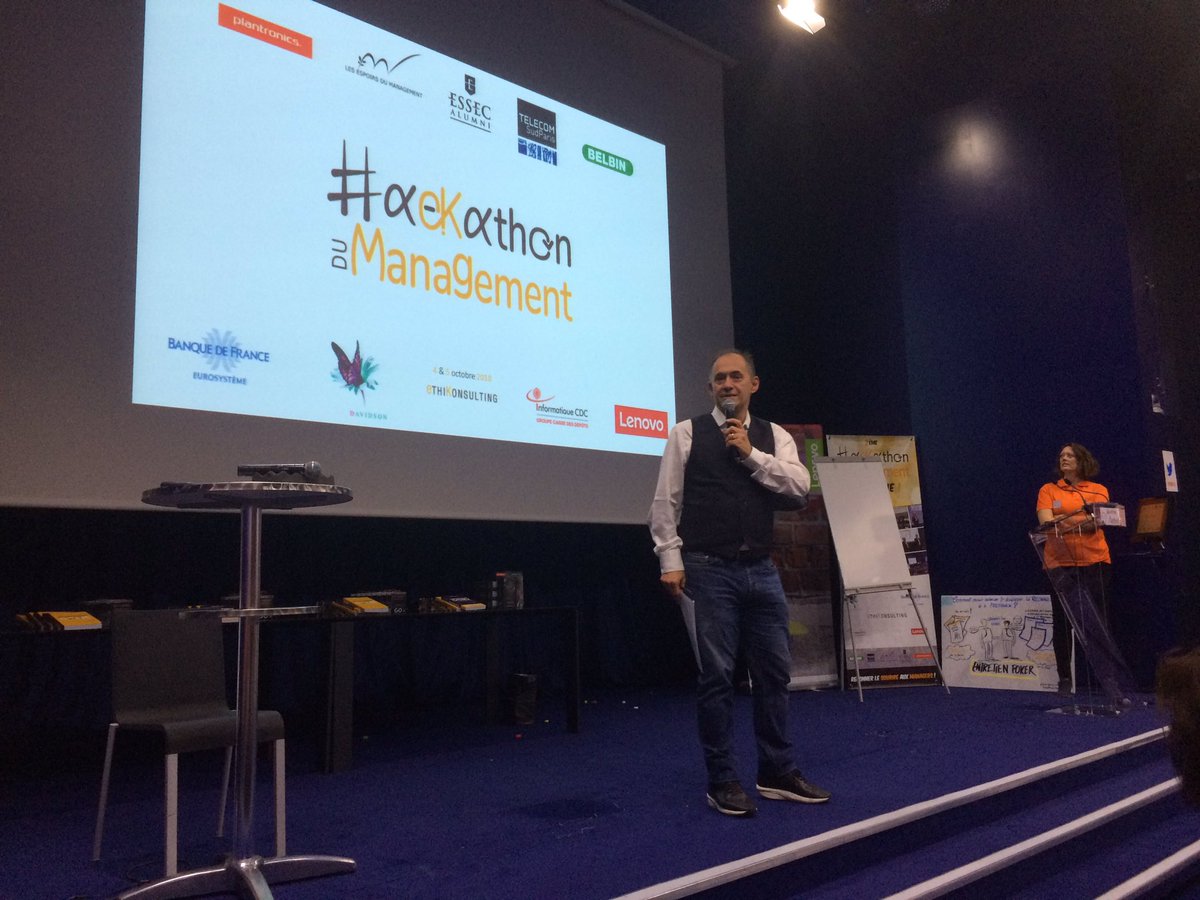 isareym's tweet photo. Clôture du 2e #hackathon du #management par @Vinvin @Freymillet #BDF #DSI #bertBailly #HDM18 https://t.co/lEih2CyYCH