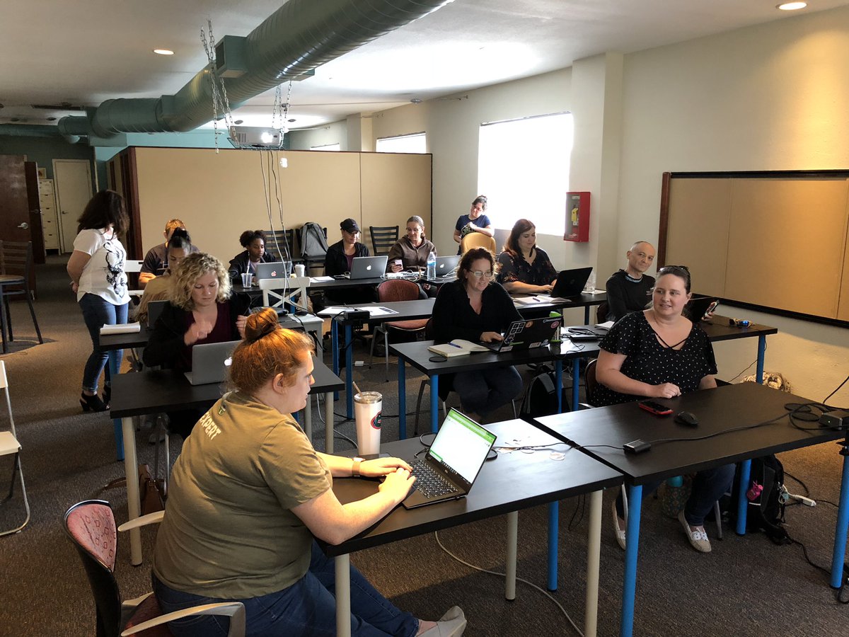 GDITampaBay's tweet photo. We had a great turnout for our Intro to App Building with @salesforce class today! Thanks again @suncoastio for hosting! 👩‍💻 https://t.co/F3q5YQnrJB