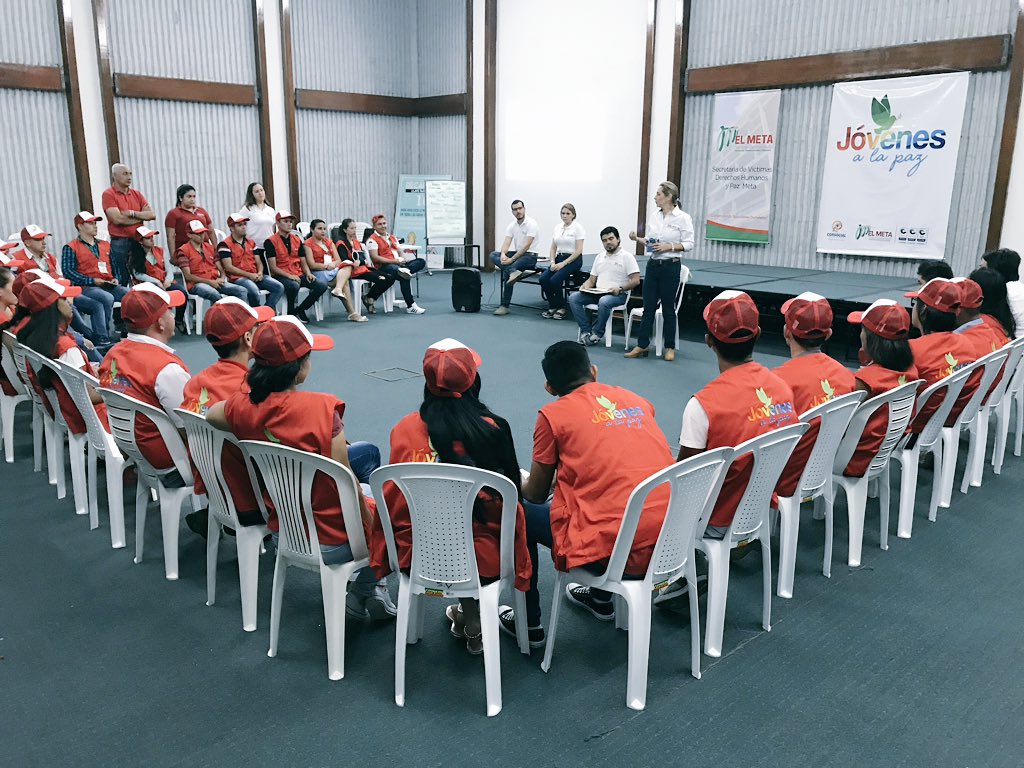 marcela_amayag's tweet photo. Durante tres días, 36 jóvenes de todo el dpto fueron capacitados por @PazGobMet, para ser dinamizadores de programas de prevención y difusión que promuevan los derechos humanos, la paz y la reconciliación en sus territorios. ¡Ellos son el presente y construyen el futuro del Meta! https://t.co/JoOvrCFHqU