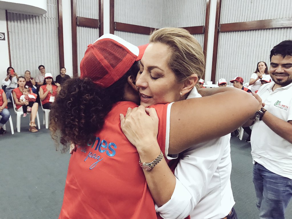marcela_amayag's tweet photo. Durante tres días, 36 jóvenes de todo el dpto fueron capacitados por @PazGobMet, para ser dinamizadores de programas de prevención y difusión que promuevan los derechos humanos, la paz y la reconciliación en sus territorios. ¡Ellos son el presente y construyen el futuro del Meta! https://t.co/JoOvrCFHqU