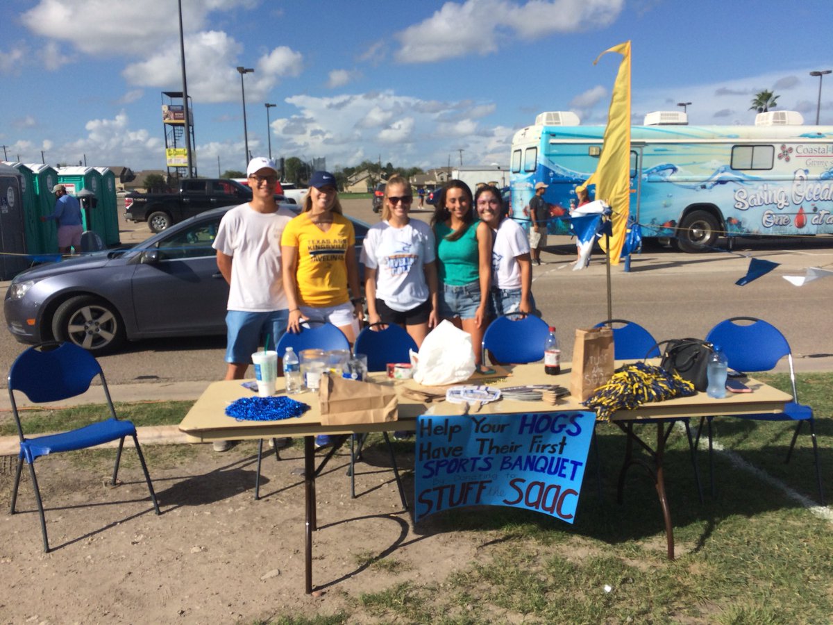 TAMUK_SAAC's tweet photo. If you look good, you feel good, you play good! Getting #JavelinaNation ready for TAMUK vs WOU 🐗🏈🐗 #stufftheSAAC https://t.co/I55A1zHJDQ