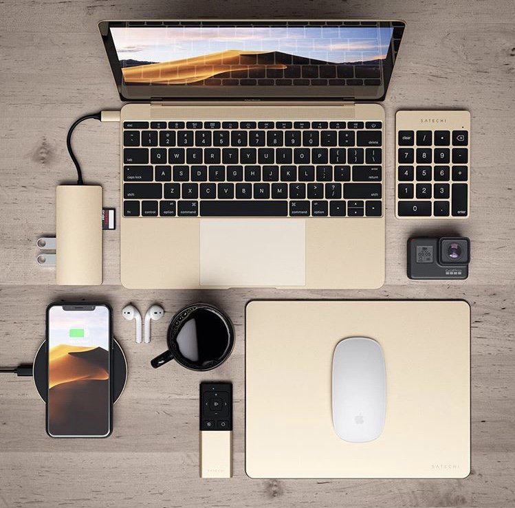 Cinematcher's tweet photo. A fresh setup for every creator ❤️
PC: @Satechi 📸
https://t.co/lJzYEJjumn
#Cinematcher #CrewGoals https://t.co/P0jktLTspW