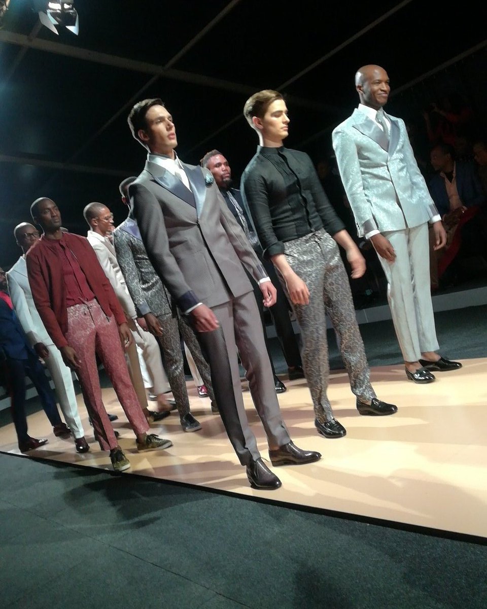 kingginasworld's tweet photo. "Sons of Major" by @sheriangowi
Model @ali_the_Nubian

#Coronation #SS19
#MensWear #LuxuryFashionBrand
#AFIJFW #JoburgFashionWeek 
#sheriangowi #XXXIX #LuxuryFashion #FashionBrand #Africa https://t.co/Yx48IdRRzk