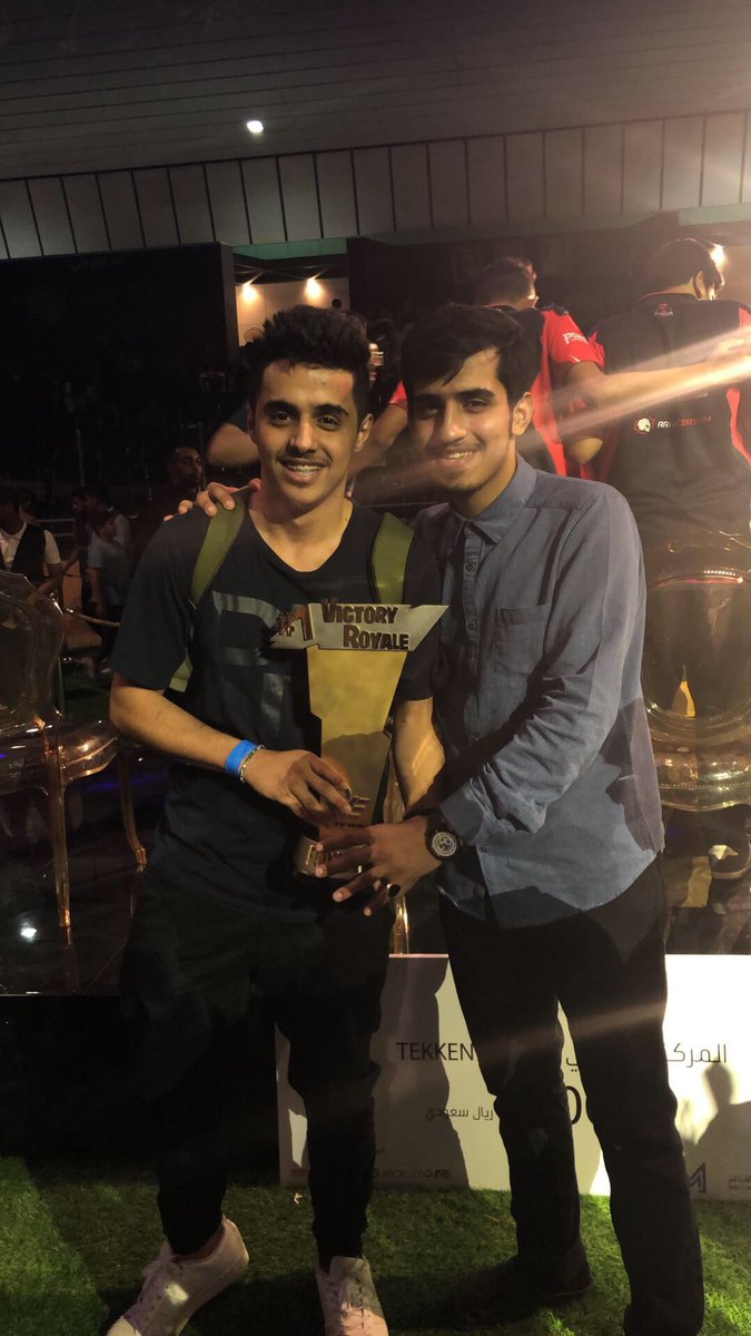 T_M_eSports's tweet photo. والحمد لله حققنا اول بطولة  باسم الفريق  ،  محمد فاز بالمركز الاول ، كانت بطولة جميله ، والحمد لله وشكرا لمعرض Woe ، ولأتحاد الرياضات الالكترونية  ، @M7_Alhumoudi @SAFEISKSA https://t.co/zZCwrHt95u